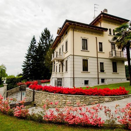 Villa Chiara B&B Biandronno Buitenkant foto