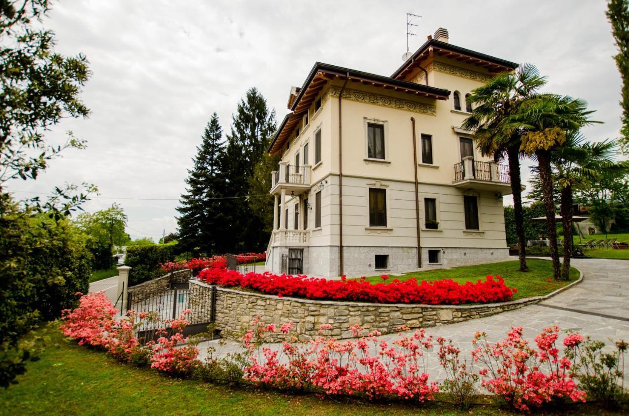 Villa Chiara B&B Biandronno Buitenkant foto